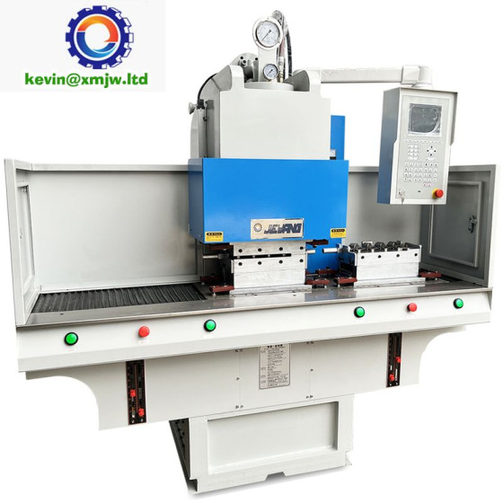 C Type Vertical Injection Moulding Machine - Dc/Ac Power Plug Making C Type Vertical Injection Moulding Machine - Dc/Ac Power Plug Making